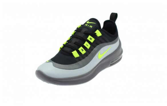 air max axis junior trainers