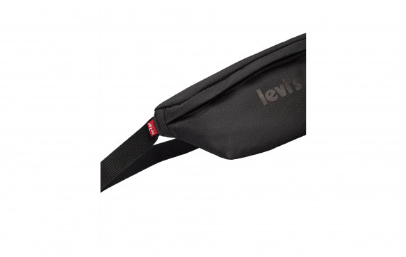 LEVI'S SMALL BANANA SLING_MOBILE-PIC3