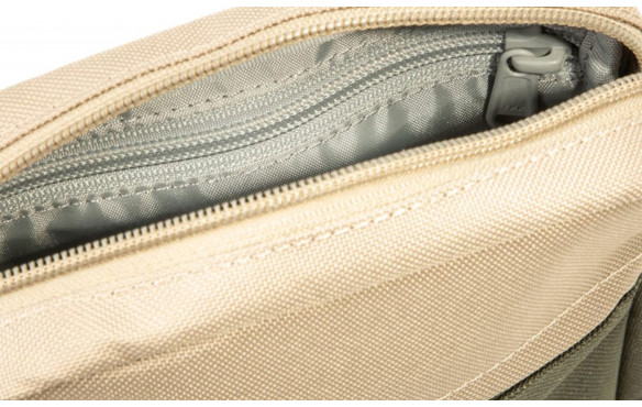 LEVI'S MINI CROSSBODY SOLID_MOBILE-PIC3