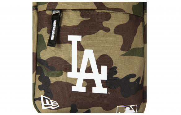 NEW ERA BANDOLERA LA DODGERS_MOBILE-PIC4