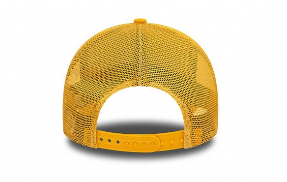 NEW ERA NEW YORK YANKEES CLEAN TRUCKER_MOBILE-PIC3