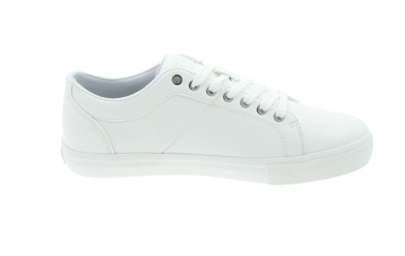 LEVIS WOODWARD_MOBILE-PIC3