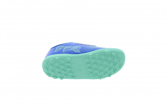 PUMA FUTURE 7 PLAY TURF BEBÉ_MOBILE-PIC7