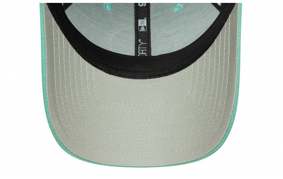 NEW ERA 9FORTY KINGS LEAGUE_MOBILE-PIC5