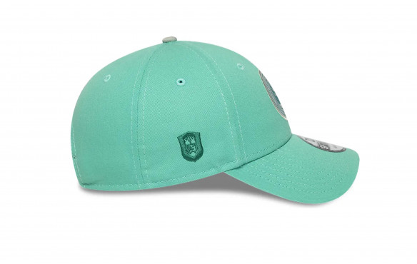 NEW ERA 9FORTY KINGS LEAGUE_MOBILE-PIC6