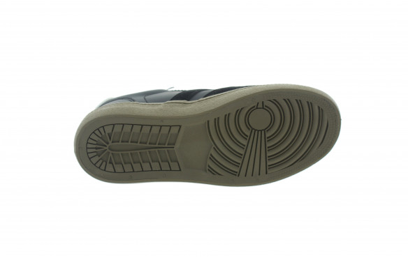 MUSTANG EMI JUNIOR_MOBILE-PIC7