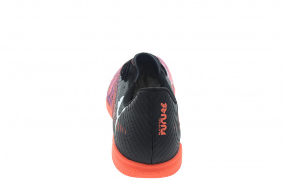 PUMA FUTURE 8 PLAY SALA_MOBILE-PIC2