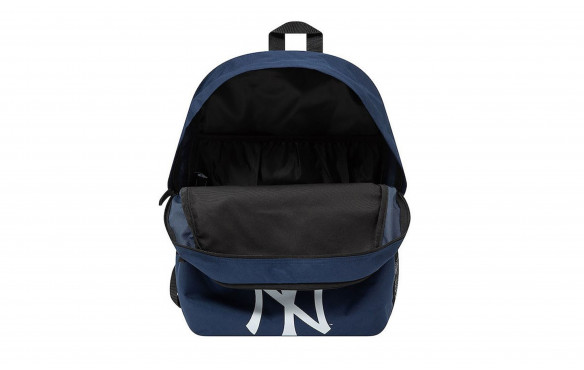 NEW ERA NEW YORK YANKEES STADIUM BAG_MOBILE-PIC3
