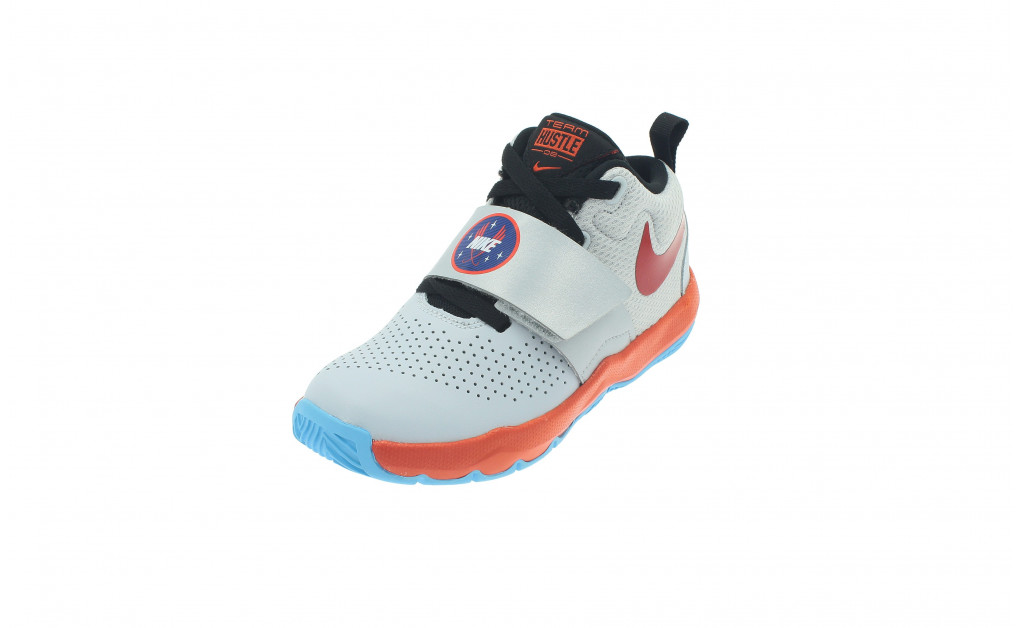 nike team hustle d8 sd