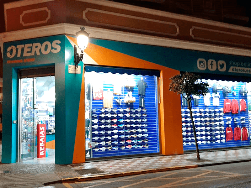 Tienda online de botas de futbol sala para hombre - Oteros